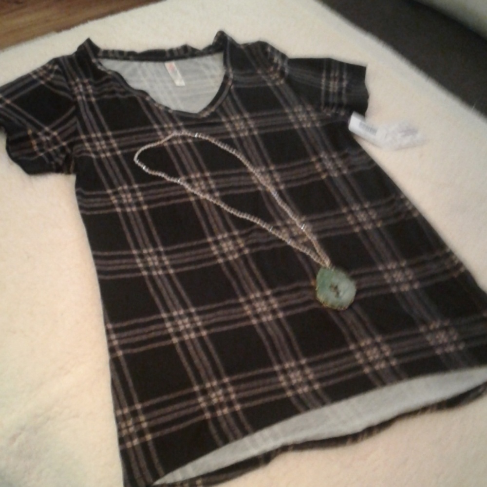 💟🖤PINK & BLACK PLAID CHRISTY T